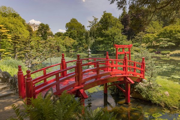 Top Tips for Expecting Moms in the UK to Beat the Heat This Summer